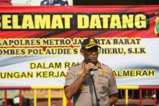Polres Jakbar Keluarkan...