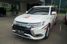 PMI Pakai Mitsubishi...