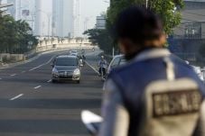 Volume Lalin Berkurang,...
