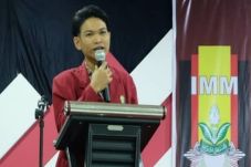 Mahasiswa Kritik Anies,...