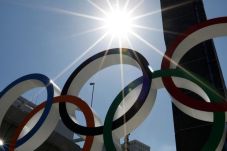 Lewat Semangat Olimpiade,...