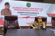 Bupati Agus Ambo Djiwa...