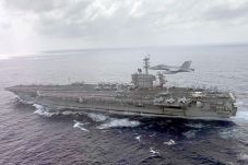 Sebut Kapten Kapal Induk...