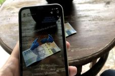 Lensa AR Snapchat Bisa...