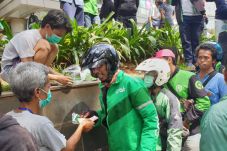 Fasilitas dan Anggaran...