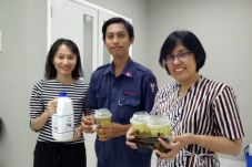 Dukung Tenaga Medis,...