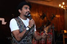 Anang Kenang Glenn Fredly...