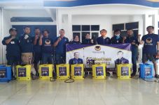 Bantu Warga Cegah Corona,...