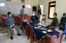 Ganjar Datangi Isolasi...