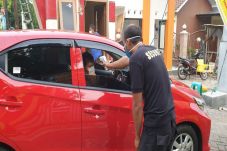 Kisah Tetangga Gotong-Royong...