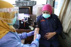 Stok Darah PMI Turun...