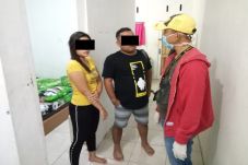 Di Tengah Ganasnya Corona,...