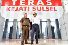 Kajati Sulsel Minta...