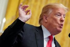 Trump: Minggu Depan...