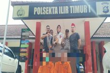 Menjambret untuk Berjudi...