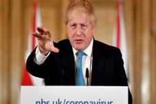 Terinfeksi COVID-19,...