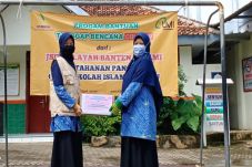 Solusi Lawan Covid-19,...