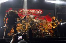 Puluhan band metal gempur...