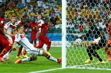 Jerman di Tahan Imbang...