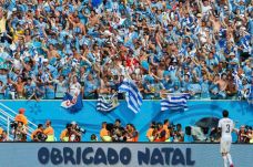 Kalahkan Italia, Uruguay...