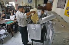 Rekapitulasi Suara Tingkat...