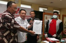 Tim Prabowo-Hatta Siapkan...