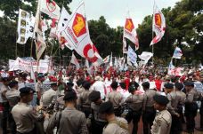 Ratusan Pendukung Prabowo-Hatta...