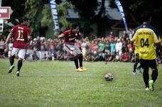 Aksi Evan Dimas dalam...