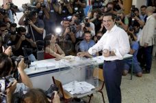 Yunani Gelar Referendum...