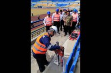 Kabareskrim Tinjau Kerusakan...