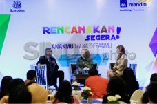 AXA Mandiri Tekankan...