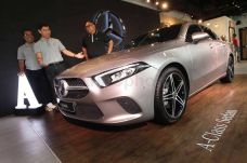 New A Class Resmi Meluncur...