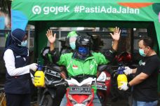 Bersama Para Mitra,...