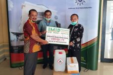 IMIP Serahkan Bantuan...