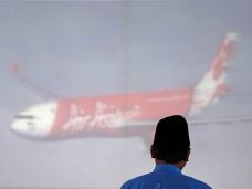 Presdir AirAsia Bantah...