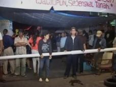 Protes Penggusuran,...