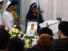 Jenazah Rodrigo Gularte...