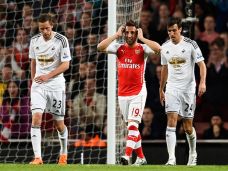 Arsenal Kian Sulit Salip...