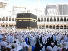 15 Jamaah Umrah Indonesia...