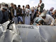 Houthi Yaman Tembak...