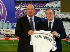 Benitez Resmi Tangani...