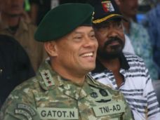 Gatot Nurmantyo Dicalonkan,...