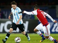 Argentina Gagal Raup...