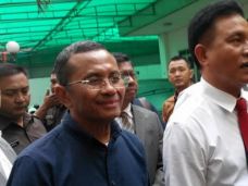 Dahlan Iskan Penuhi...
