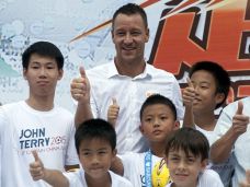 John Terry Kunjungi...