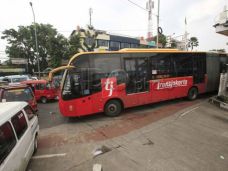 Bus Transjakarta Lebak...