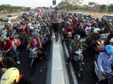 Kota Besar Masih Jadi...