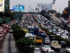 Liburan Usai, Jakarta...