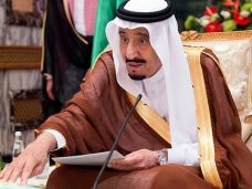 Raja Saudi Liburan,...