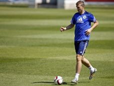Musim Depan Dzeko Bela...